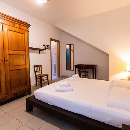 Theo'S Rooms Olbia Extérieur photo