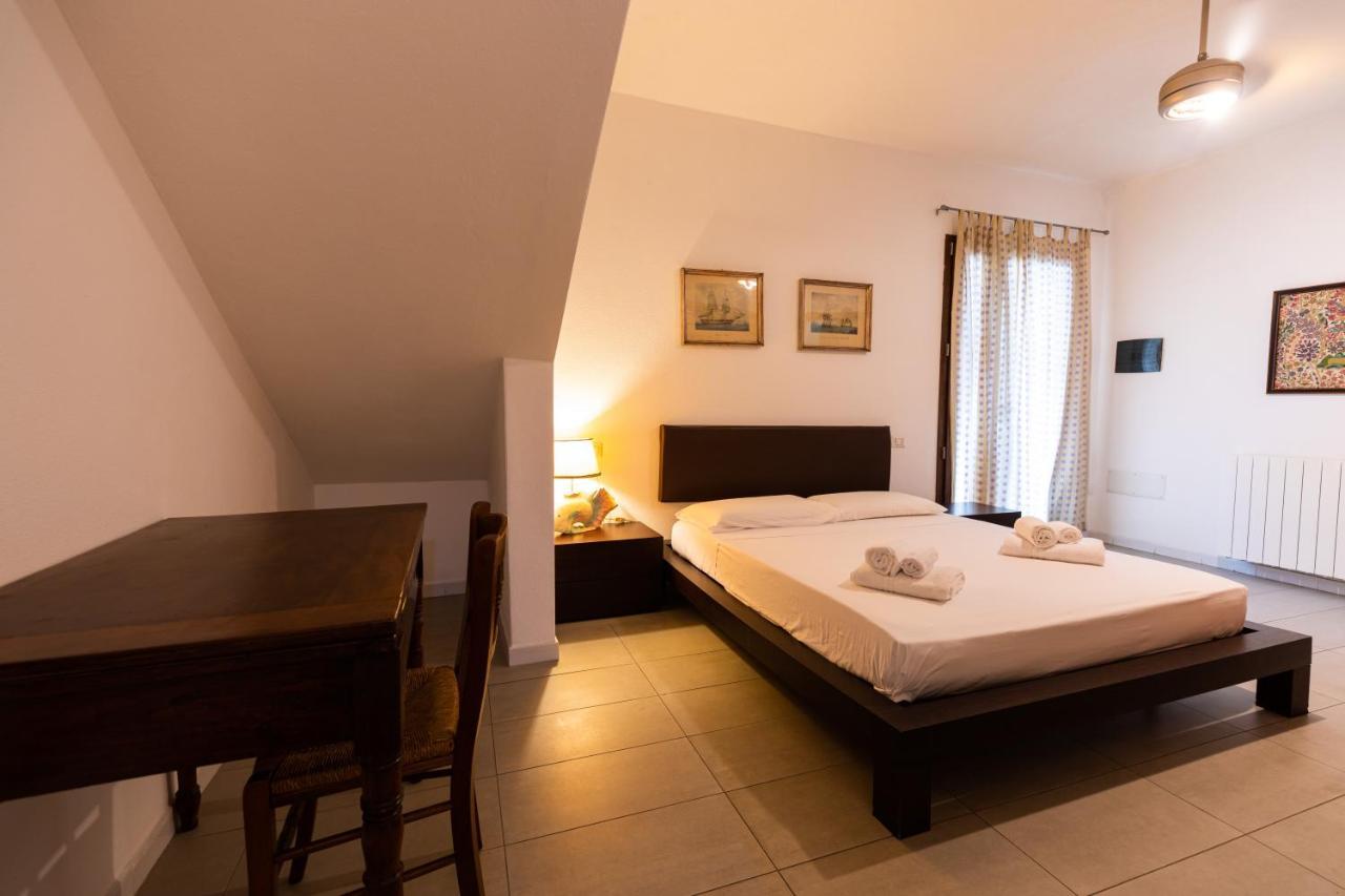 Theo'S Rooms Olbia Extérieur photo